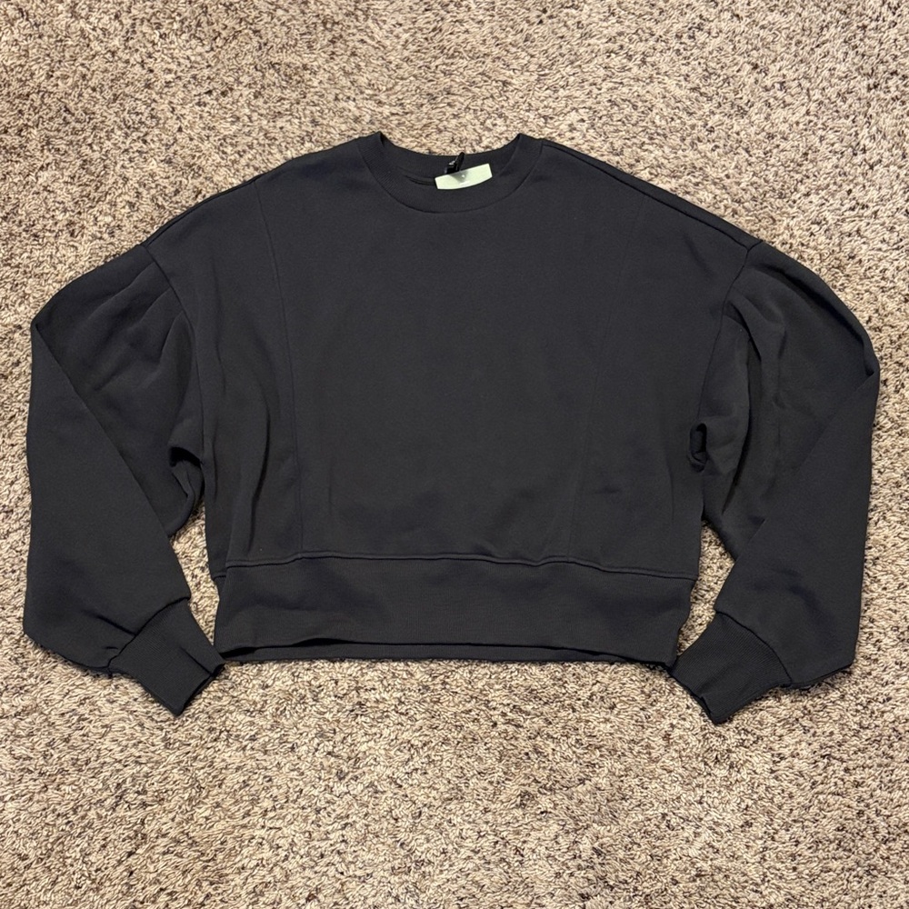 H&M Black Crew Neck Sweater